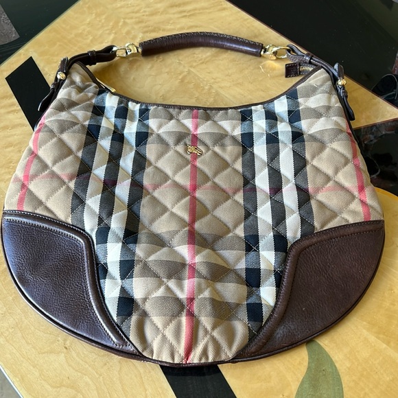 Burberry Quilted Nova Check Shoulder Tote Bag ON SALE NOW - Picture 1 of 12